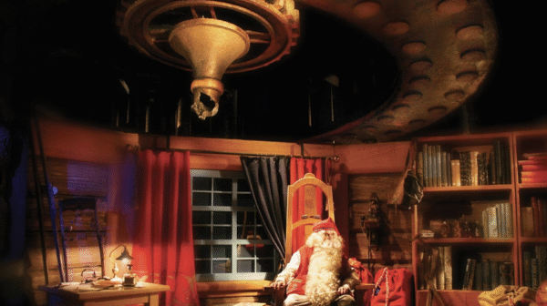 MEET SANTA EVERYDAY - Image 2